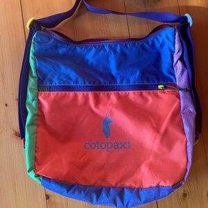 COTOPAXI Taal Convertible Tote- Del Dia Like New